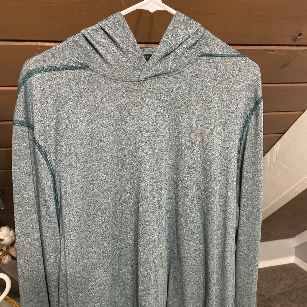 Under Armor long sleeve athletic shirt with hood